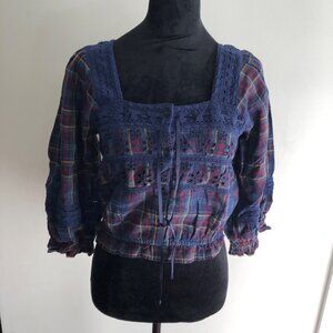 American Eagle Outfitters Women's US Size Small Plaid‎ & Lace Peasant Top NWT